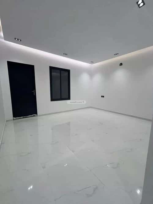 5 bedroom villa in Al Janadriyah 12