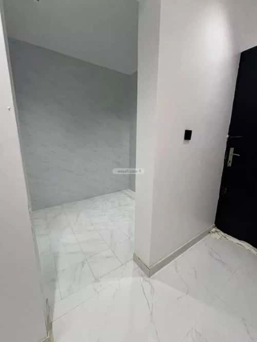 5 bedroom villa in Al Janadriyah 14