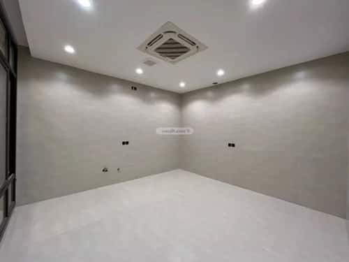 4 bedroom villa in Al Mahdiyyah 2