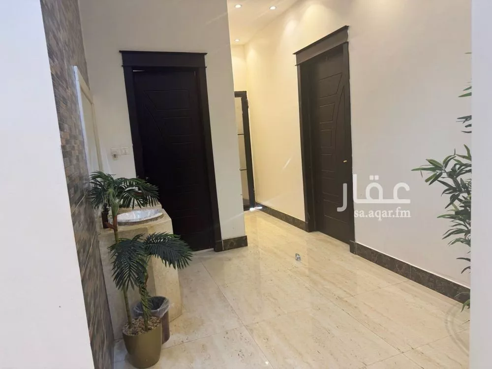 فيلا 5 غرف في الرمال 9