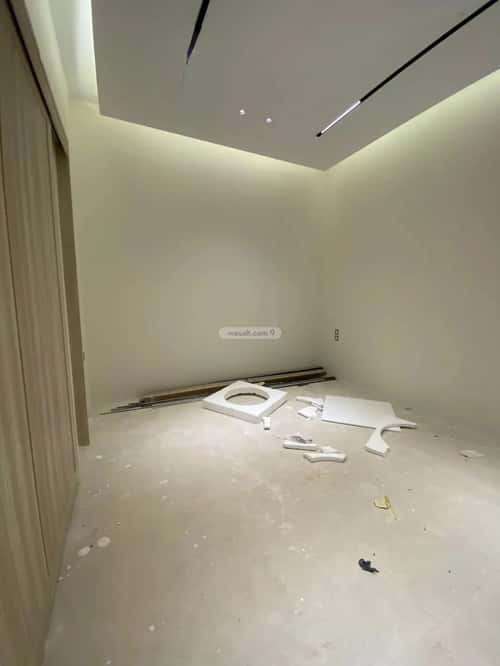 4 bedroom villa in Al Mahdiyyah 4
