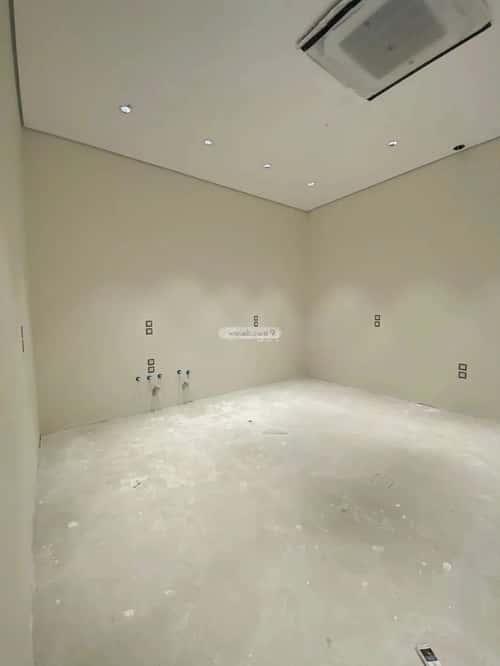 4 bedroom villa in Al Mahdiyyah 5