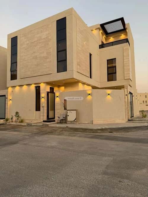 5 bedroom villa in Al Mahdiyyah 2