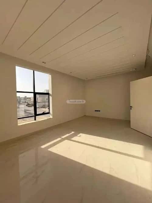 فيلا 7 غرف في المهدية 5