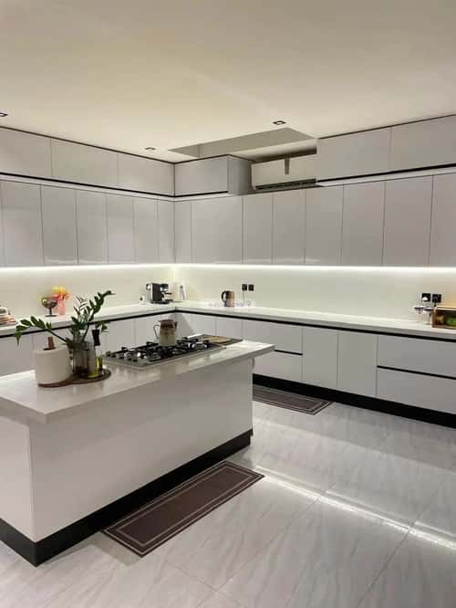 5 bedroom villa in Al Mahdiyyah 4