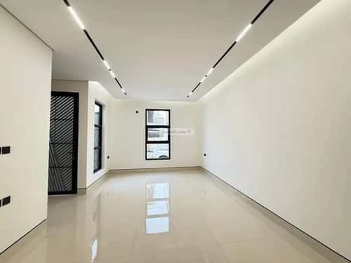 5 bedroom villa in Al Mahdiyyah 8