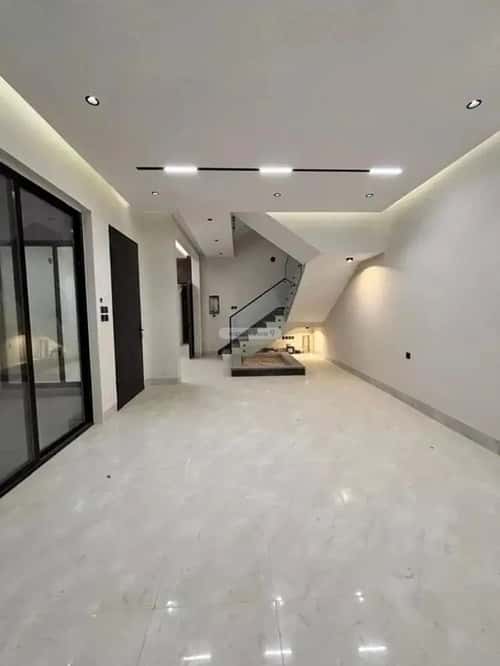 5 bedroom villa in Al Mahdiyyah 2