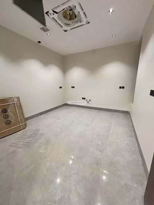 5 bedroom villa in Al Mahdiyyah 4