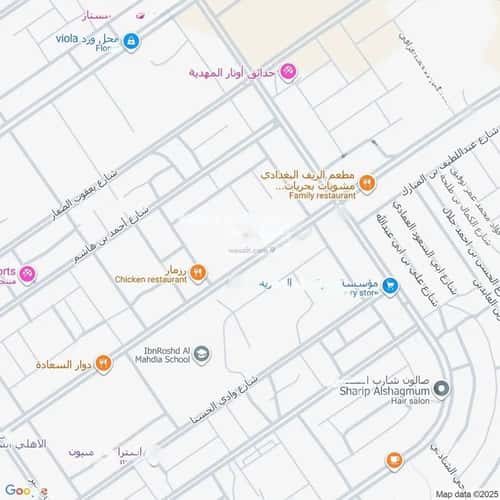 5 bedroom villa in Al Mahdiyyah 2