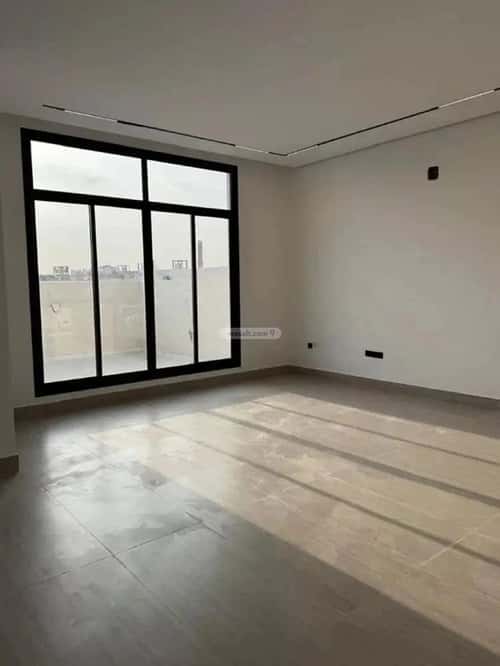 5 bedroom villa in Al Mahdiyyah 4