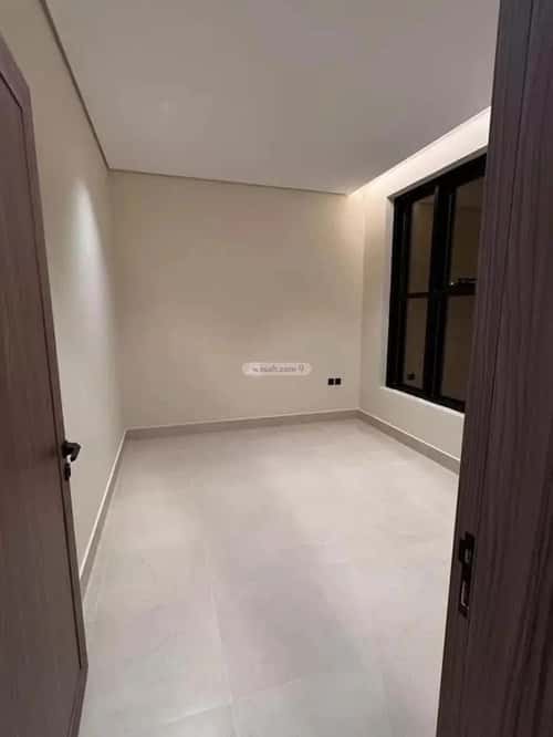 5 bedroom villa in Al Mahdiyyah 2