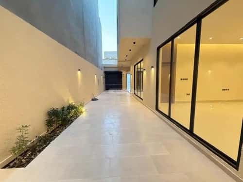 5 bedroom villa in Al Mahdiyyah 8