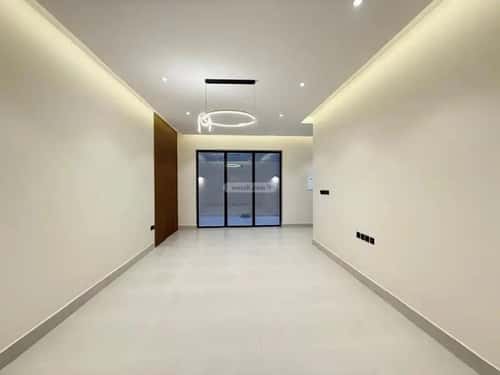 5 bedroom villa in Al Mahdiyyah 3