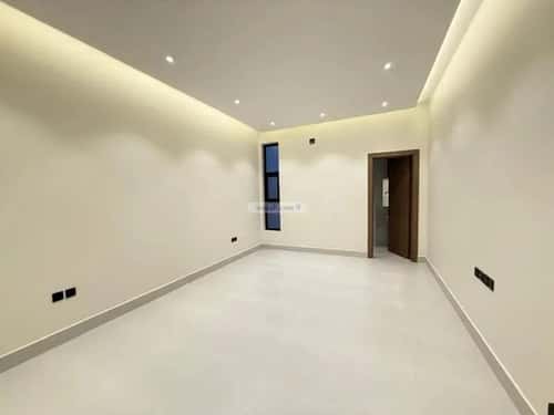 5 bedroom villa in Al Mahdiyyah 2