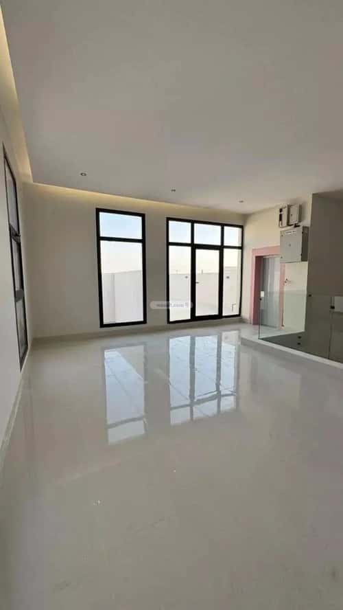 6 bedroom villa in Al Mahdiyyah 3
