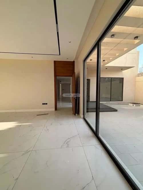 5 bedroom villa in Al Mahdiyyah 3