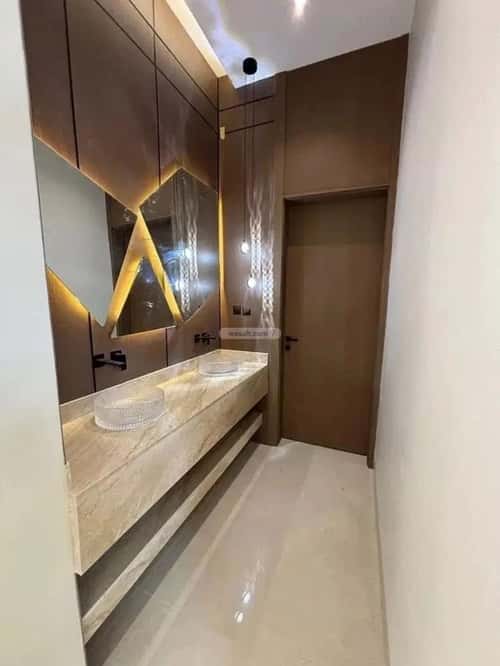 6 bedroom villa in Al Mahdiyyah 8