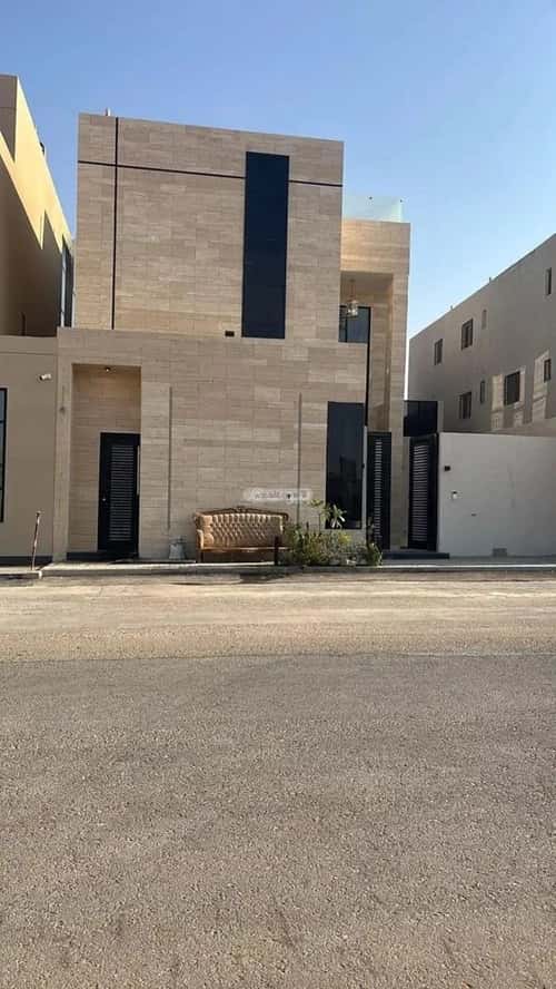 6 bedroom villa in Al Mahdiyyah 3