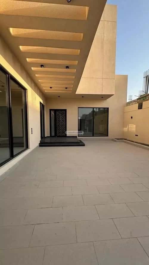 5 bedroom villa in Al Mahdiyyah 3