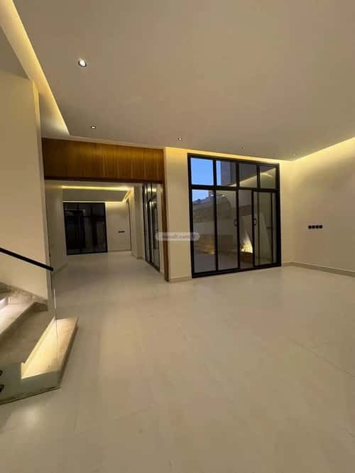 5 bedroom villa in Al Mahdiyyah 5