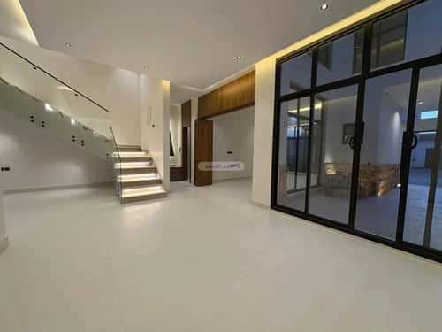 5 bedroom villa in Al Mahdiyyah 3