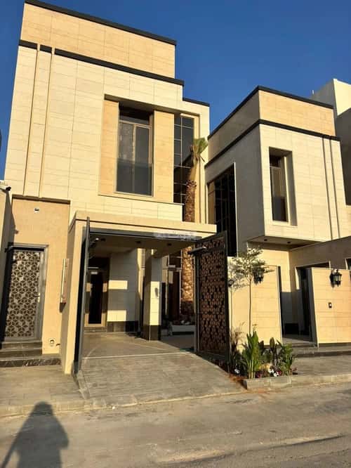 5 bedroom villa in Al Mahdiyyah 1