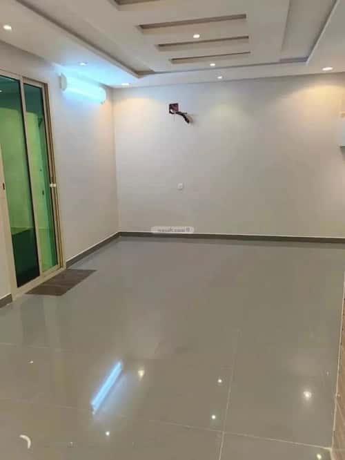 4 bedroom apartment in Dhahrat Laban 9