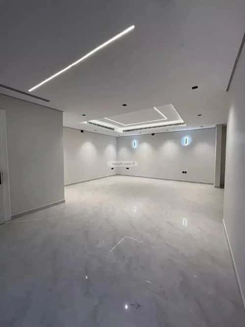 4 bedroom villa in Al Mahdiyyah 2
