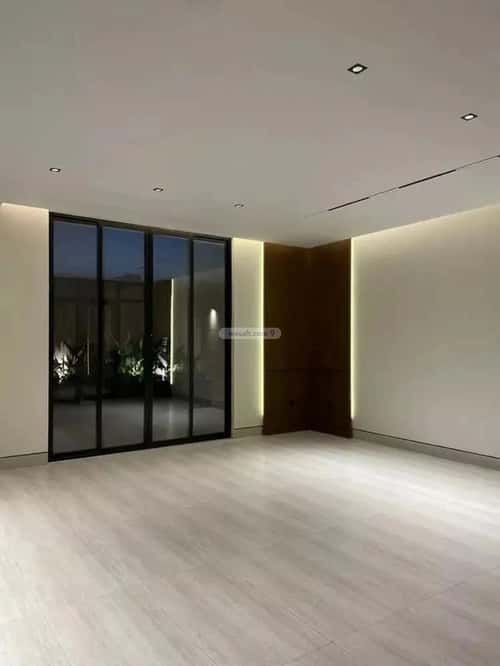 6 bedroom villa in Al Mahdiyyah 2