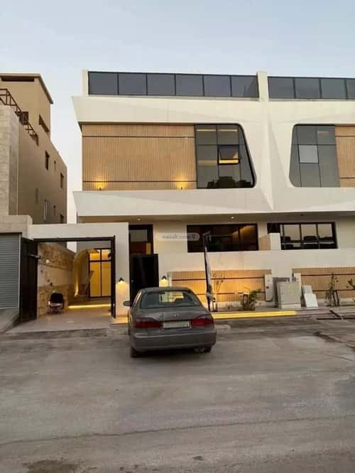 5 bedroom villa in Al Mahdiyyah 2
