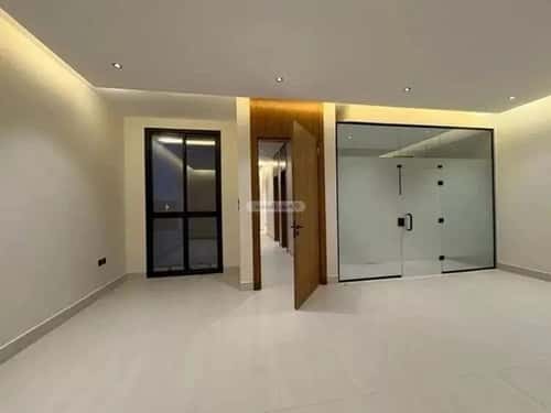 5 bedroom villa in Al Mahdiyyah 4