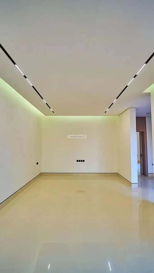 4 bedroom villa in Al Mahdiyyah 4