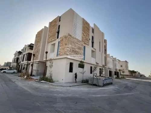 4 bedroom apartment in Al Mahdiyyah 9
