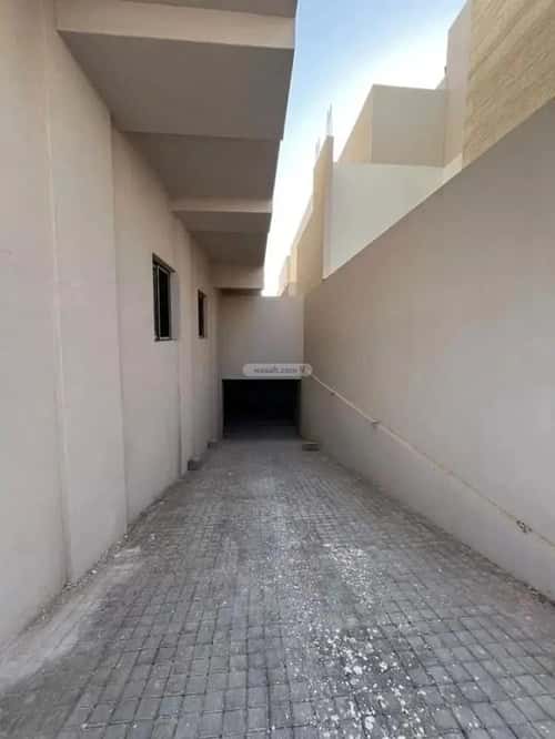 4 bedroom apartment in Al Mahdiyyah 10