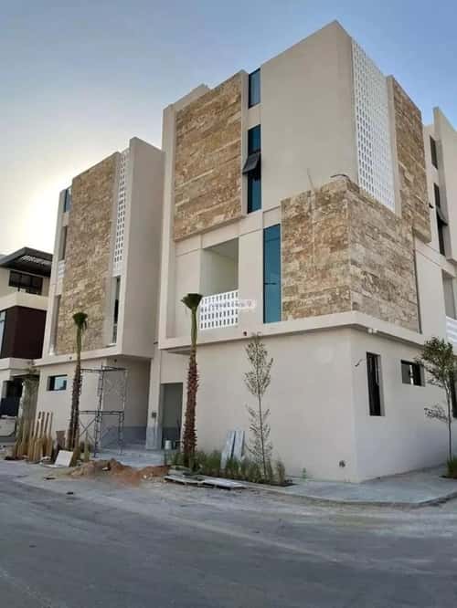 4 bedroom apartment in Al Mahdiyyah 3