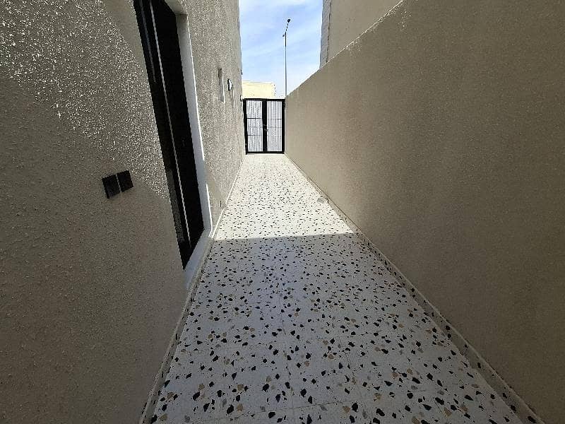 4 bedroom apartment in Al Yarmouk, Riyadh 13