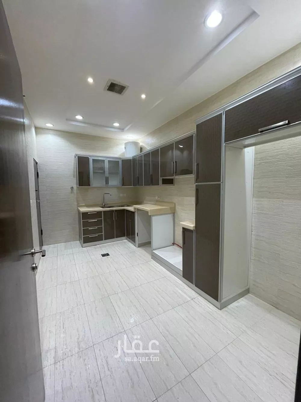 3 bedroom apartment in Al Narjis 3