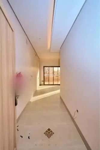 4 bedroom apartment in Al Mahdiyyah 1