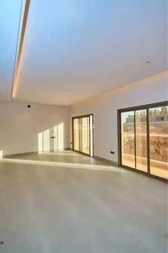 4 bedroom apartment in Al Mahdiyyah 4