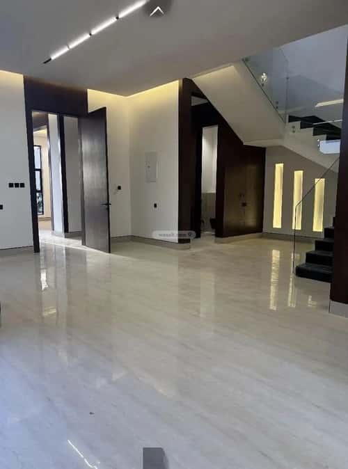 4 bedroom villa in Al Mahdiyyah 1