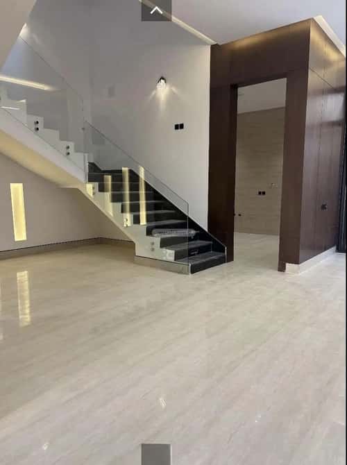 4 bedroom villa in Al Mahdiyyah 2