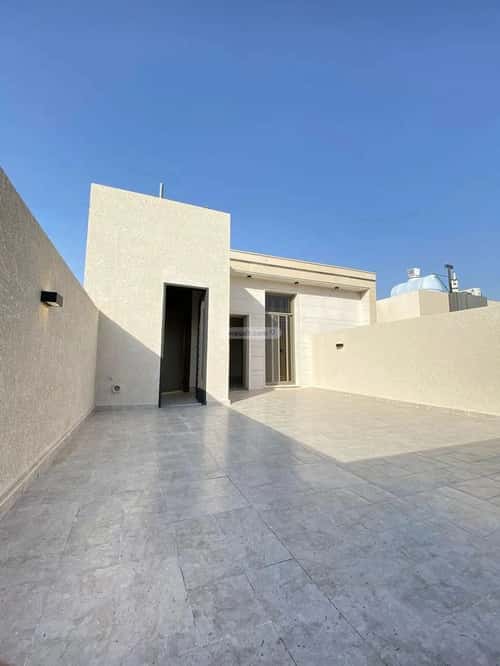 5 bedroom villa in Al Mahdiyyah 3