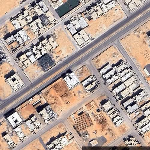 4 bedroom apartment in Al Mahdiyyah 7