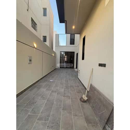 5 bedroom villa in Al Mahdiyyah 14