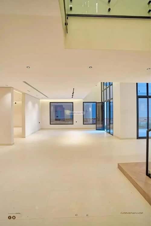 5 bedroom villa in Al Mahdiyyah 6