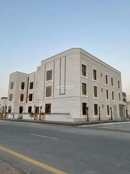 4 bedroom apartment in Al Mahdiyyah 1