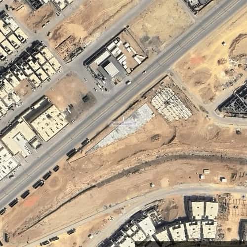 فيلا 5 غرف في الجنادرية 4