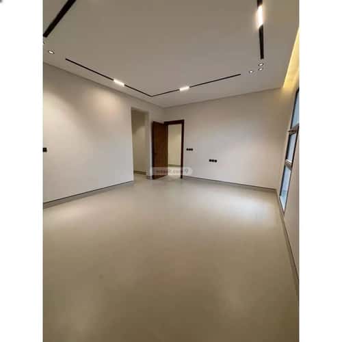 6 bedroom villa in Al Mahdiyyah 2