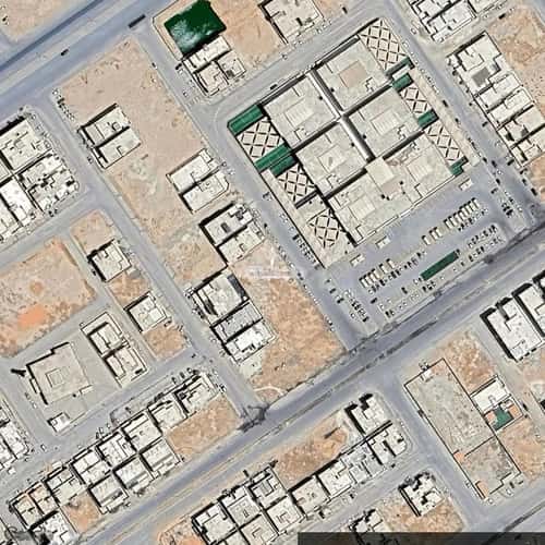 5 bedroom villa in Al Mahdiyyah 2