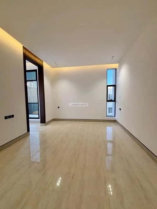 4 bedroom villa in Al Mahdiyyah 3